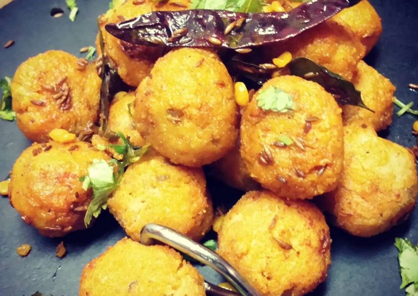 Steamed Sooji Balls/ Rava Balls