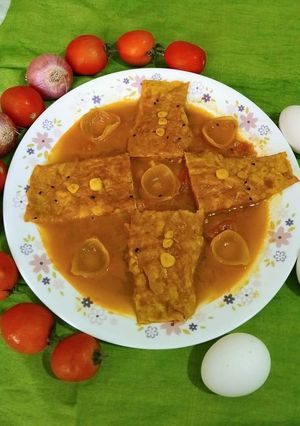 A picture of Egg Omelette Do Pyaza.