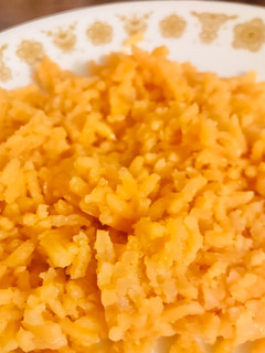 A picture of Fluffy tomato flavored Mexican rice.
