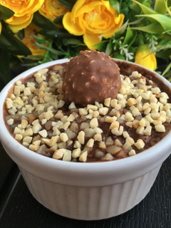 Una foto de Bizcocho saludable de Ferrero rocher en 1 minuto