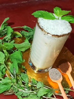 मिंट मसाला छाछ (mint masala chaas recipe in Hindi) रेसिपी मुख्य फोटो