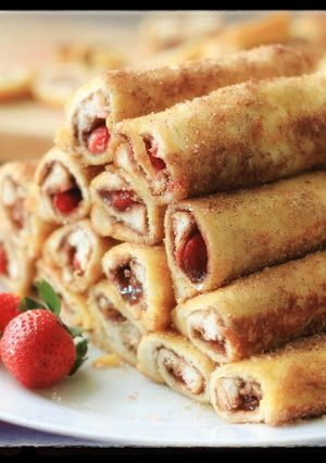 Foto resep Strawberry chocolate french toast roll ups