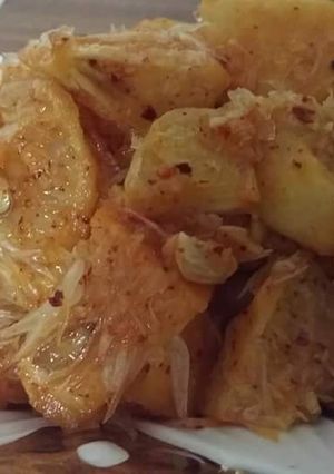 A picture of Galgal sana hua with sugar and salt Nepali taste.