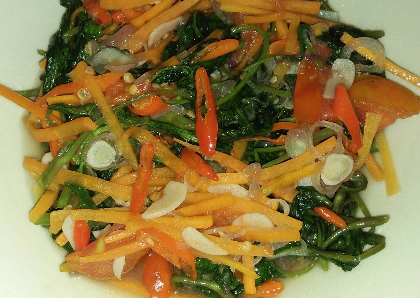 Tumis kangkung wortel