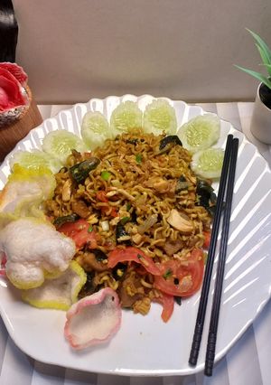 Foto resep Mie Goreng Ayam dan Rumput Laut