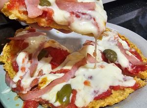 Una foto de Pizza low carb sin harinas