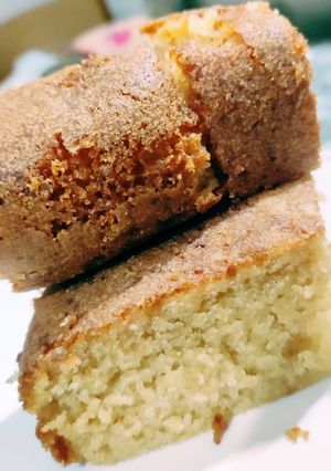 A picture of Vanilla cake.