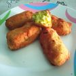 Croquetas de bacalao, brócoli, gambas y cúrcuma