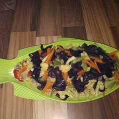รูปของ Tumis jamur kuping + sayuran