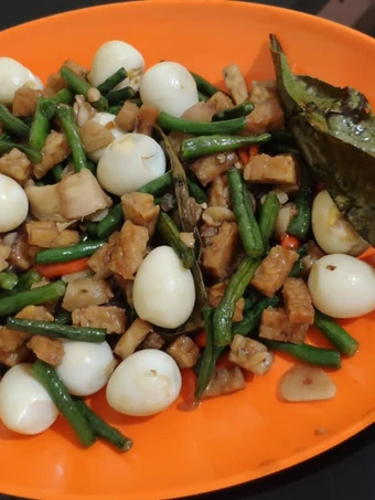 Cara Mudah Membuat Resep Tumis kacang panjang tempe telur puyuh yang Lezat Anti Ribet, Lezat Sekali