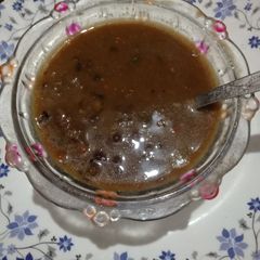 A picture of Dal makhni.