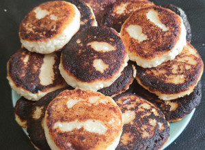 Фото Сирники з (козиного) коров'ячого сиру😋.