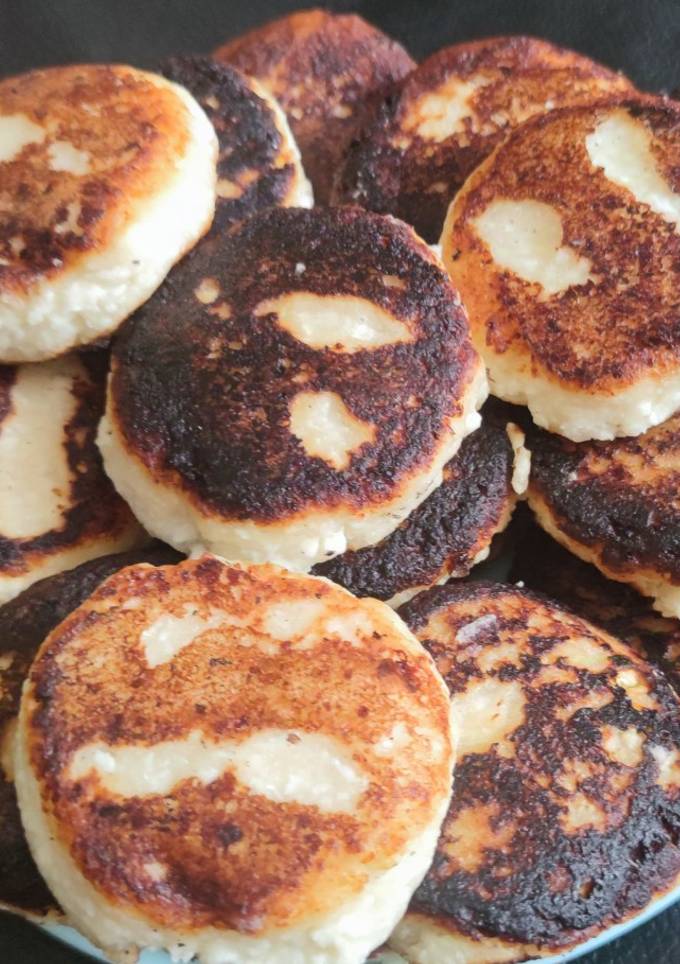 Сирники з (козиного) коров'ячого сиру😋