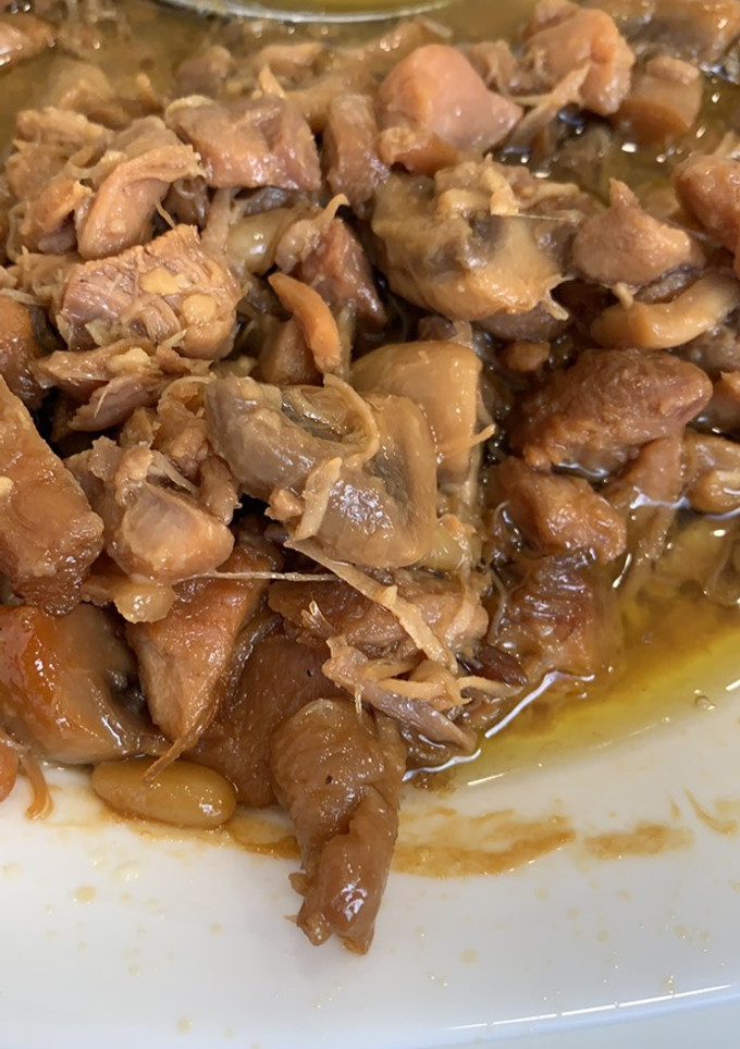 Una foto de Pollo con salsa de Soja, miel y limón