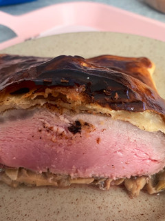 Una foto de Lomo al Wellington