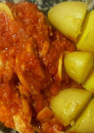 Una foto de Pollo en salsa casera