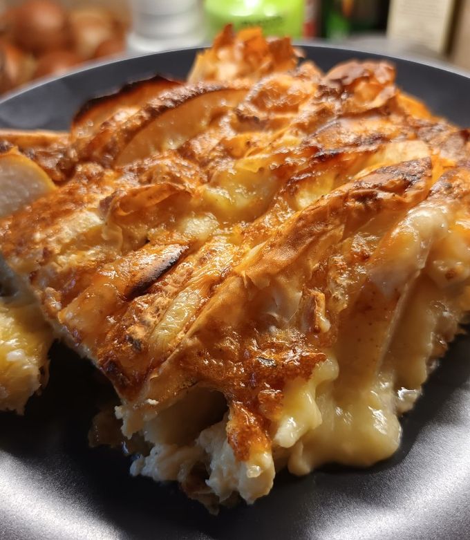 Camambertes körtés rongyos rétes🍐🧀 recept fotója