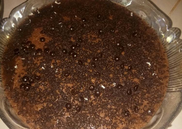 Puding terapung coklat
