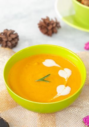 Foto resep Roasted Pumpkin Soup atau Sup Krim Labu Panggang (RecipeTin Eats)