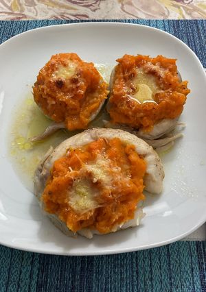 Una foto de ARROYADITOS de Brótola con puré de zapallo y boniato