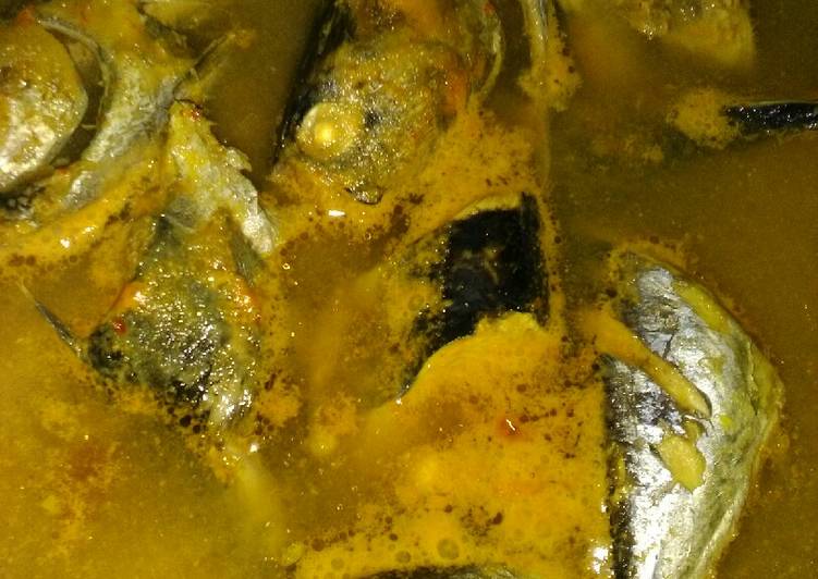 Lempah kuning ikan tongkol