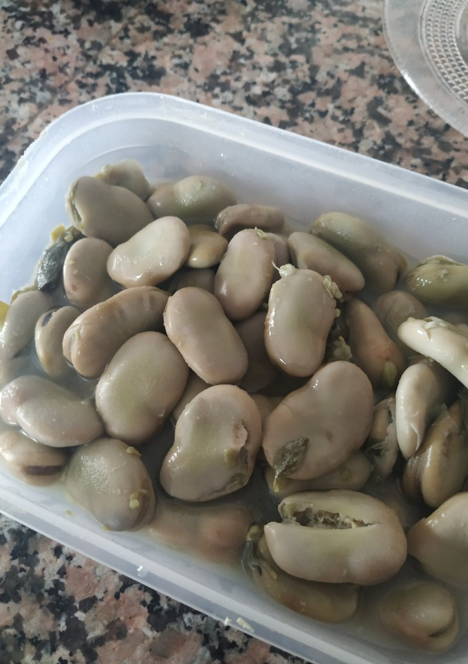 Una foto de Habas enzapatá !