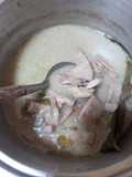 Gudeg putih dengan balungan ayam