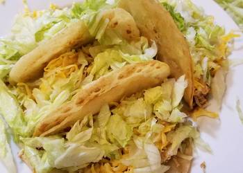 How to Prepare Perfect Crockpot Chicken Tacos in a Crispy Shell