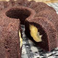 รูปของ Bolu Ketan Hitam Keju Lumer