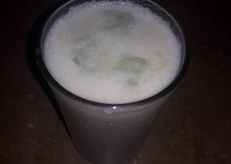 Simple Way to Prepare Homemade Pakola lassi