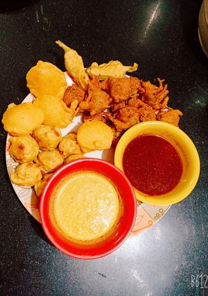 મિક્ષ ભજીયા(mix bhajiya recipe in Gujarati) રેસીપી મુખ્ય ફોટો