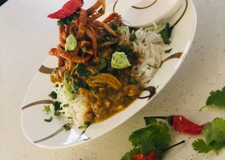 Mexican Chicken Bowl With Rice & Fried Tortilla