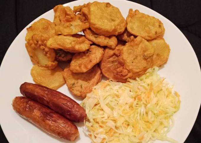 Bhajia with salad