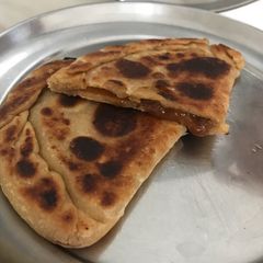 A picture of Gur wali chapati.
