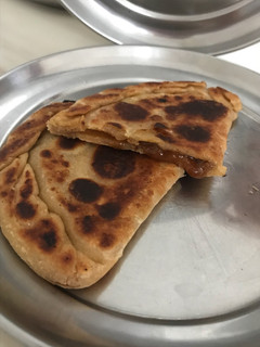 A picture of Gur wali chapati.