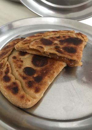 A picture of Gur wali chapati.