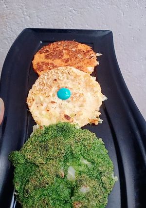 तिरंगा नमकीन पैनकेक (tiranga namkeen pancake recipe in Hindi) रेसिपी मुख्य फोटो