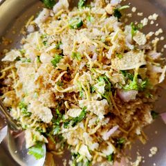 A picture of Leftover roti chivda.