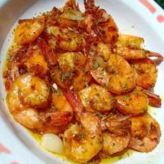 A picture of Udang Goreng Mentega.