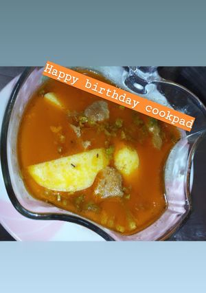 A picture of Alu Gosht.