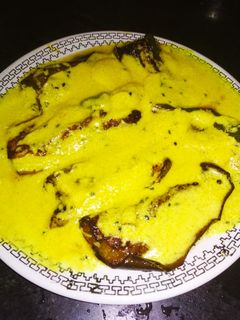 বেগুন বাসন্তী (begun basonti recipe in Bengali) রেসিপির প্রধান ছবি