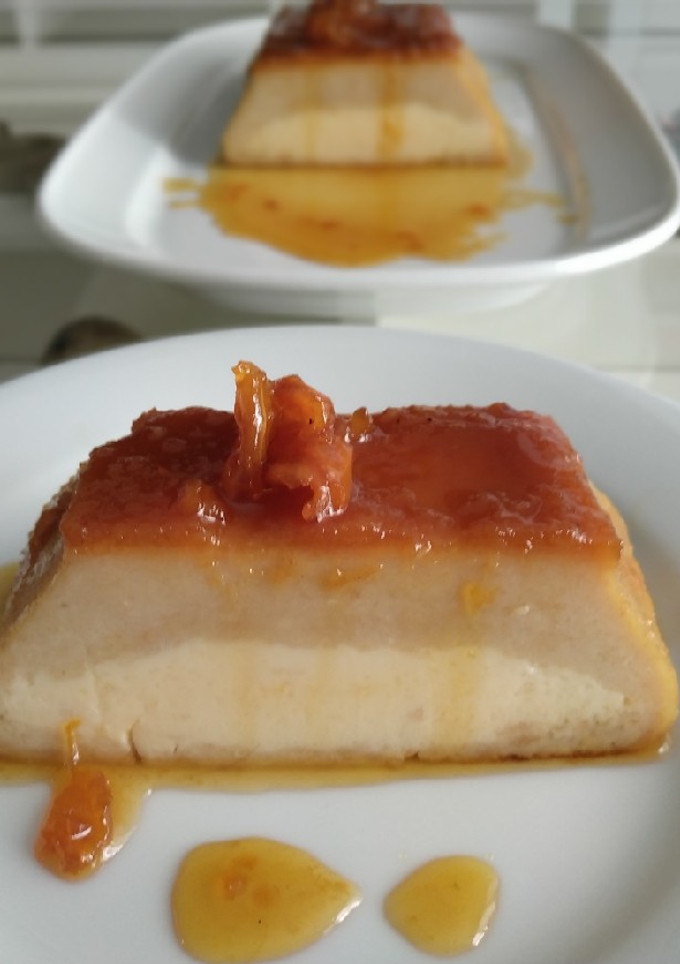 Una foto de Budín de galletitas con caramelo saborizado