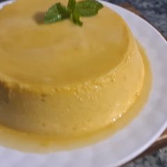 A picture of Caramel mango yogurt pudding 🍮 😋 😍(Milkmaid).