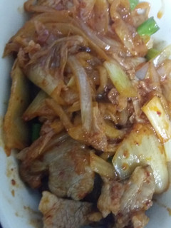 【源釀醬油】韓式泡菜炒三層肉 的食譜成品照片