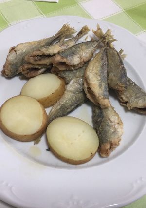 Una foto de Xureliños con cachelos