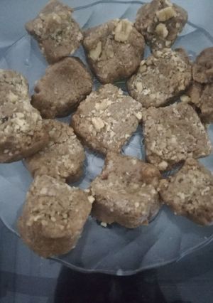 A picture of Walnut Burfi.