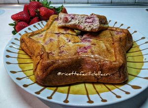 Foto di Torta Fit alle fragole senza grassi farina e zucchero