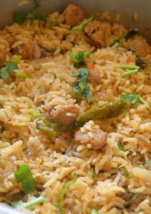 A picture of Soya chunks rice.