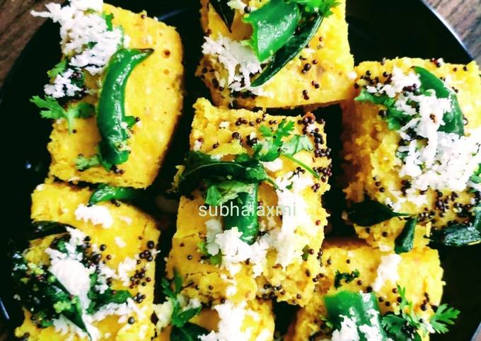 Besan dhokla