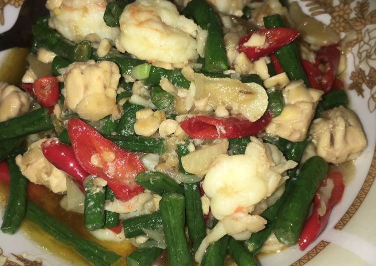 Tumis kacang panjang, tempe & udang